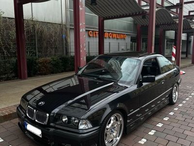 gebraucht BMW 323 E36 i Coupe