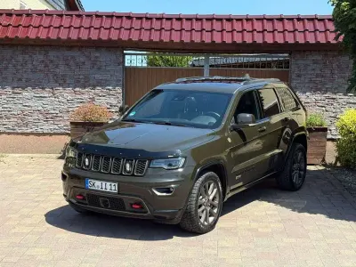 Gebraucht Jeep Grand Cherokee Limited 250 PS (183 kW) 2017 Recon green clear coat SUV