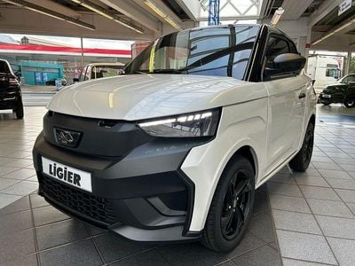 Ny Ligier JS50 2026 Vit Halvkombi