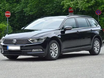 Gebraucht VW Passat Comfortline 150 PS (110 kW) 2019 Schwarz Kombi