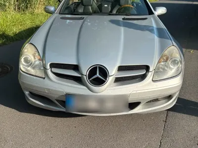 Second-hand Mercedes SLK200