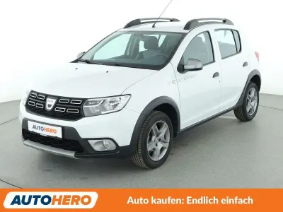 Używany Dacia Sandero Prestige 90 KM (66 kW) 2017 Biały Hatchback