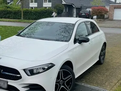 Gebraucht Mercedes A250 AMG line 160 PS (117 kW) 2022 Weiß Kleinwagen