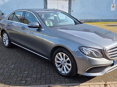 Gebraucht Mercedes E220 194 PS (142 kW) 2016 Grau Limousine