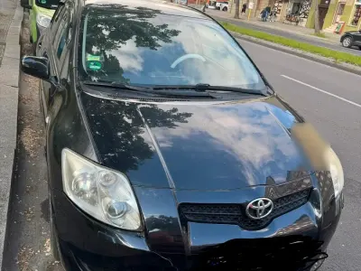 Gebraucht Toyota Auris 125 PS (91 kW) 2008 Schwarz Kleinwagen