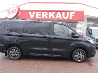 Gebraucht Ford Tourneo Custom Titanium 150 PS (110 kW) 2025 Schwarz Van