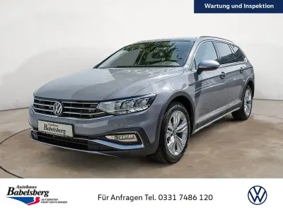 Gebraucht VW Passat 200 PS (147 kW) 2024 Grau Kombi