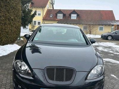 Schwarz Gebraucht 2011 Seat Leon Kleinwagen | 2.650 € (Guter Preis)