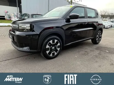 Neu Fiat Grande Panda Business 101 PS (74 kW) 2026 533  cinema schwarz Kleinwagen