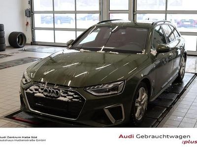 Distriktgrün metallic (metallic) Gebraucht 2024 Audi A4 S-Line Kombi | 36.920 € (Fairer Preis)