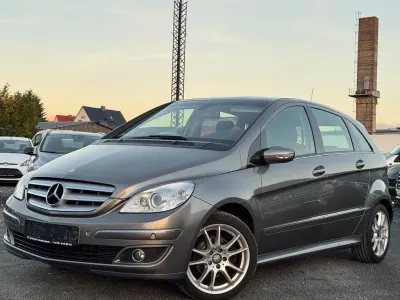 Gebraucht Mercedes B200 193 PS (141 kW) 2006 Grau Van / Kleinbus