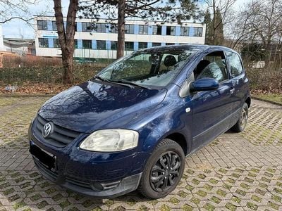 Gebraucht VW Fox 55 PS (40 kW) 2007 Blau Kleinwagen