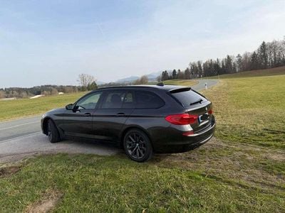 Gebraucht BMW 520 Luxury Line 190 PS (139 kW) 2020 Grau Kombi