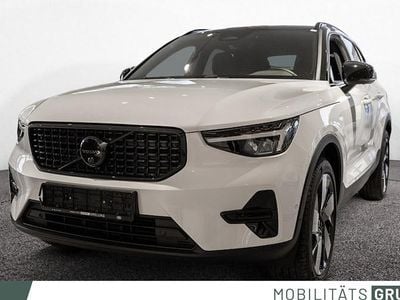 Nuova Volvo XC40 Plus 163 CV (119 kW) 2025 Bianco SUV