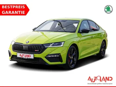 Używany Skoda Octavia RS 245 KM (180 kW) 2023 Zielony Sedan/Limuzyna