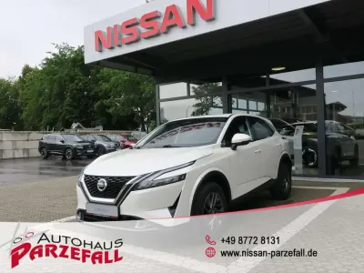 Gebraucht Nissan Qashqai Acenta 158 PS (116 kW) 2022 Pearl white SUV