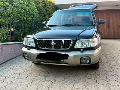 Gebraucht Subaru Forester 125 PS (91 kW) 1999 Schwarz SUV