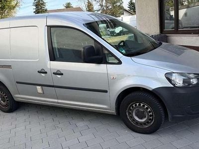 Second-hand VW Caddy 109 CP (80 kW) 2011 Argintiu Monovolum
