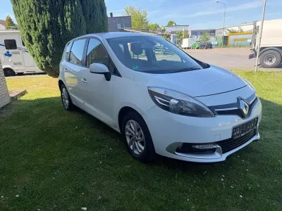 Usata Renault Scénic III Bose Edition 110 CV (80 kW) 2013 Bianco Monovolume