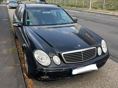 Mercedes E220