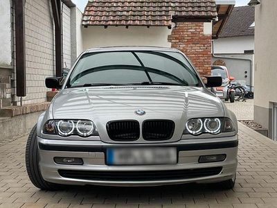 Gebraucht BMW 323 M Sport 170 PS (125 kW) 2000 Silber Limousine