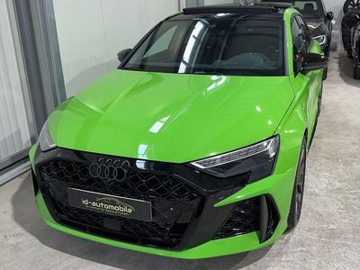 Grün Gebraucht 2025 Audi RS3 Sportback Sport Kleinwagen | 69.899 € (Fairer Preis)