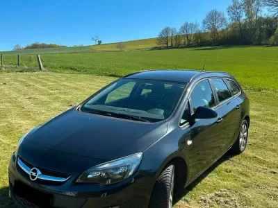 Brugt Opel Astra 125 HK (91 kW) 2015 Sort Stationcar