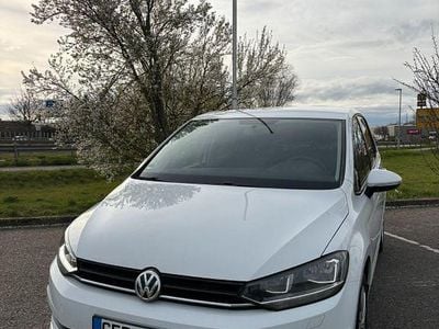 Gebraucht VW Touran IQ Drive 116 PS (85 kW) 2019 Weiß Van / Kleinbus