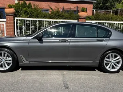 Usata BMW 730 265 CV (194 kW) 2015 Grigio Berlina