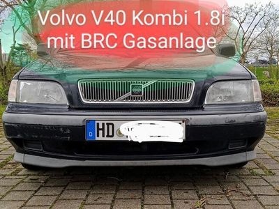 gebraucht Volvo V40 1.8i mit Gas, Anhängerkupplung TÜV fällig