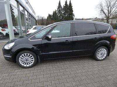 Gebraucht Ford S-MAX Titanium 140 PS (102 kW) 2015 Schwarz Van / Kleinbus