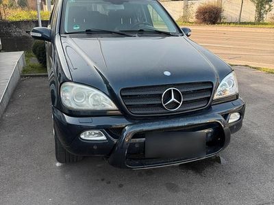 Gebraucht Mercedes ML320 218 PS (160 kW) 2002 Schwarz SUV