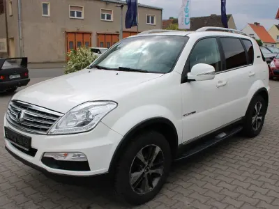 Gebraucht SsangYong Rexton Sapphire 178 PS (130 kW) 2015 Weiß SUV