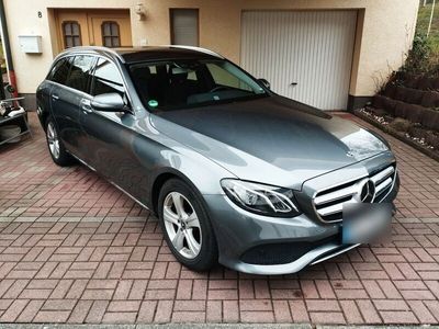 gebraucht Mercedes E220 d T Autom. -