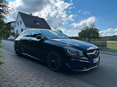 Schwarz Gebraucht 2015 Mercedes CLA220 Shooting Brake AMG Kombi | 16.999 € (Etwas zu teuer)