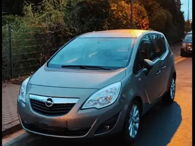 Gebraucht Opel Meriva 120 PS (88 kW) 2010 Grau Van / Kleinbus