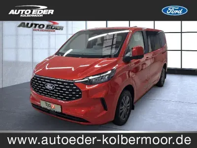 Gebraucht Ford Tourneo Custom Titanium 150 PS (110 kW) 2026 Artisan red Van