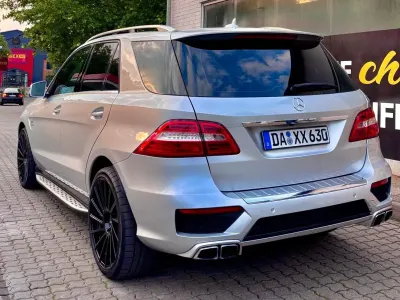 Gebraucht Mercedes ML63 AMG AMG 525 PS (386 kW) 2013 Silber SUV
