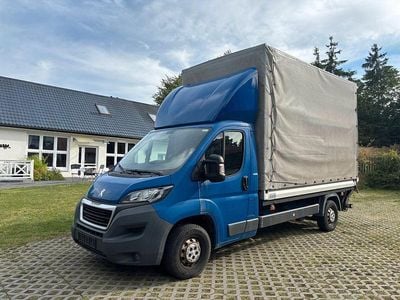 Second-hand Peugeot Boxer 131 CP (96 kW) 2018 Albastru Van
