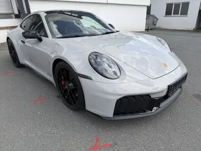 Gebraucht Porsche 992 541 PS (397 kW) 2025 Grau Coupé