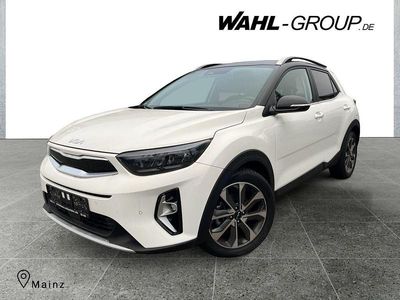 Gebraucht Kia Stonic Spirit 120 PS (88 kW) 2022 Weiß SUV