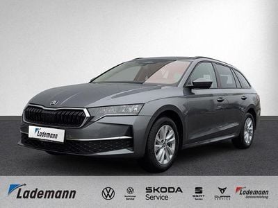 Grau Gebraucht 2025 Skoda Octavia Kombi | 29.728 € (Superpreis)