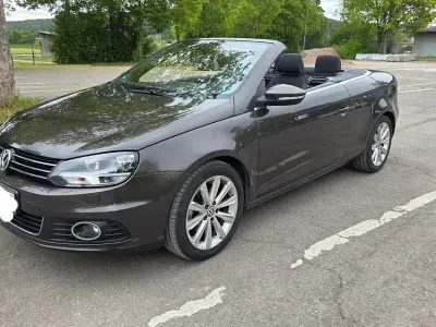 Używany VW Eos 122 KM (89 kW) 2011 Beżowy Kabriolet