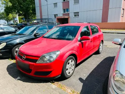 Gebraucht Opel Astra 90 PS (66 kW) 2004 Rot Kleinwagen