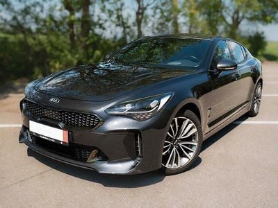 Gebraucht Kia Stinger 200 PS (147 kW) 2018 Grau Kleinwagen