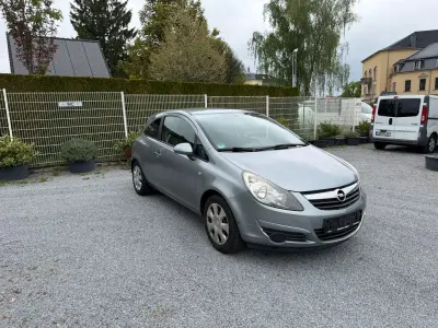 Używany Opel Corsa Selection 69 KM (50 kW) 2010 Szary Hatchback