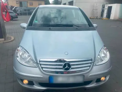Gebraucht Mercedes A180 Classic 109 PS (80 kW) 2004 Silber Kleinwagen
