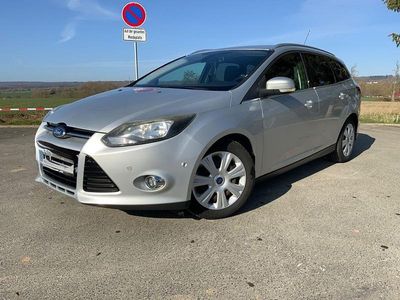 Gebraucht Ford Focus Titanium 125 PS (91 kW) 2013 Silber Kombi