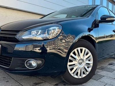 Gebraucht VW Golf VII 122 PS (89 kW) 2013 Schwarz Limousine