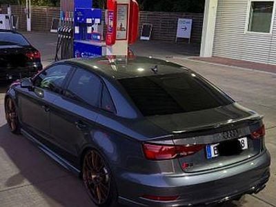 Begagnad Audi S3 Ambiente 310 HK (228 kW) 2017 Grå Sedan